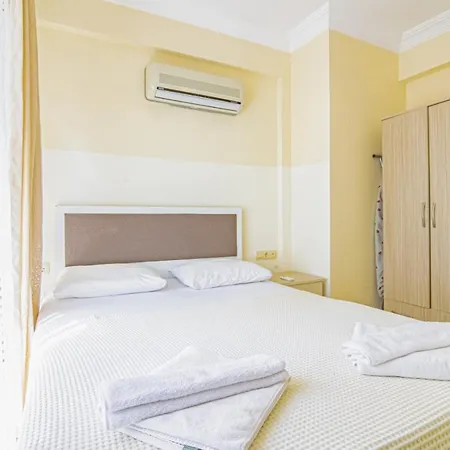 Sunset Beach Club Aqualettings Seashell 13 *